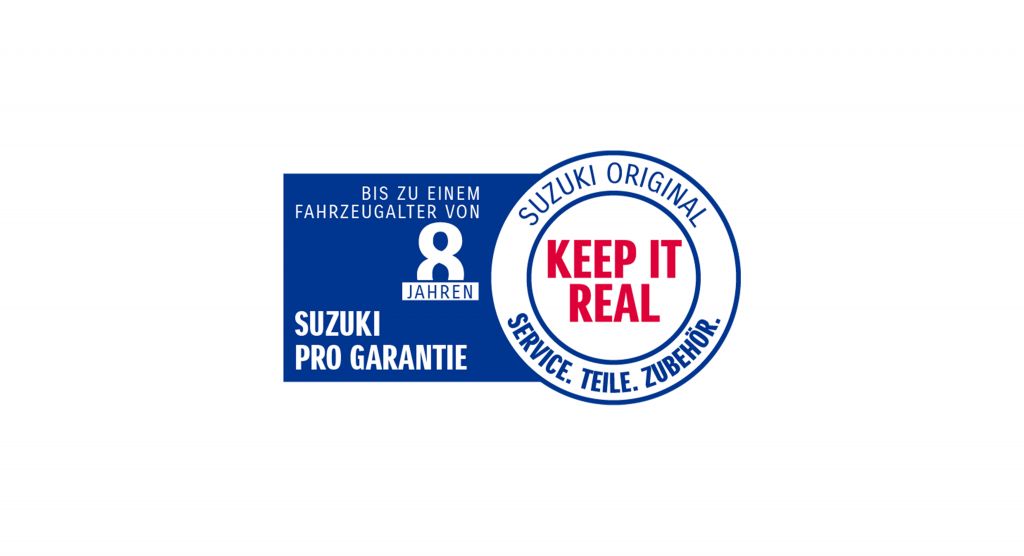 Die Suzuki Modelle – Swift, S-Cross, Vitara, e VITARA und Across – stehen vor einer grafischen Hintergrundkulisse weiß und blau. Im Bild ist ein grafisches Symbol, die Zahl 8 in einem blauen Rahmen. .  Das Logo der Suzuki Pro Garantie und das "Keep It Real" Logo. Texte: Suzuki Original Service. Teile. Zubehör. Keep It Real.   Und: Bis zu einem Fahrzeugalter von 8 Jahren.  Suzuki Pro Garantie  Eine Suzuki Mitarbeiterin sitzt in einem Suzuki Overall in einem Auto. Sie arbeitet an einer auf einem Tablett dargestellten Checkliste.