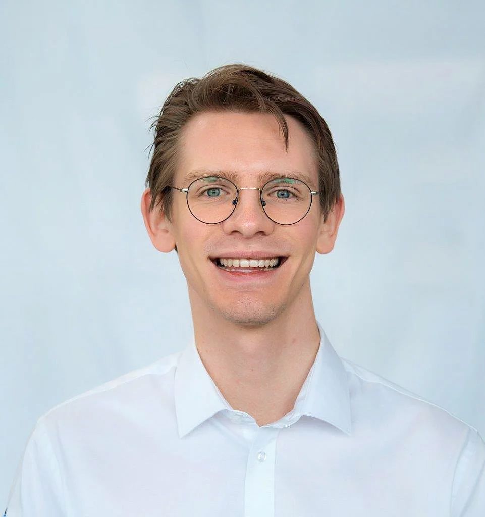 Portraitfoto der Kontaktperson