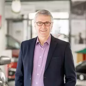 Portraitfoto der Kontaktperson