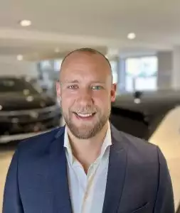 Portraitfoto der Kontaktperson