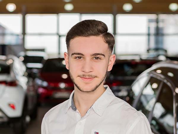 Portraitfoto der Kontaktperson