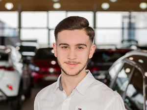 Portraitfoto der Kontaktperson