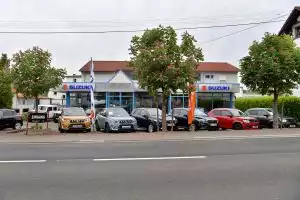 Verkaufsfläche Neuwagen
