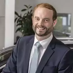 Portraitfoto der Kontaktperson