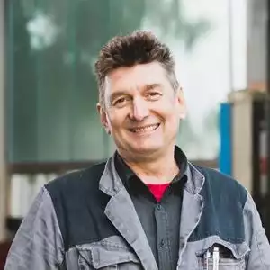 Portraitfoto der Kontaktperson