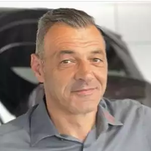 Portraitfoto der Kontaktperson