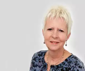 Elke Robejschek