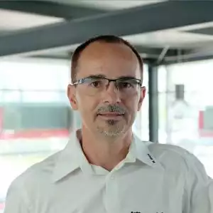 Portraitfoto der Kontaktperson