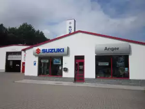 Außenansicht Autohaus