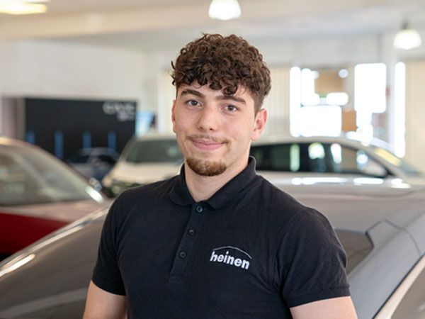 Portraitfoto der Kontaktperson