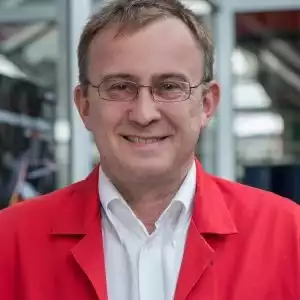 Portraitfoto der Kontaktperson