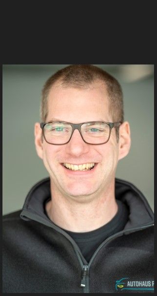 Portraitfoto der Kontaktperson